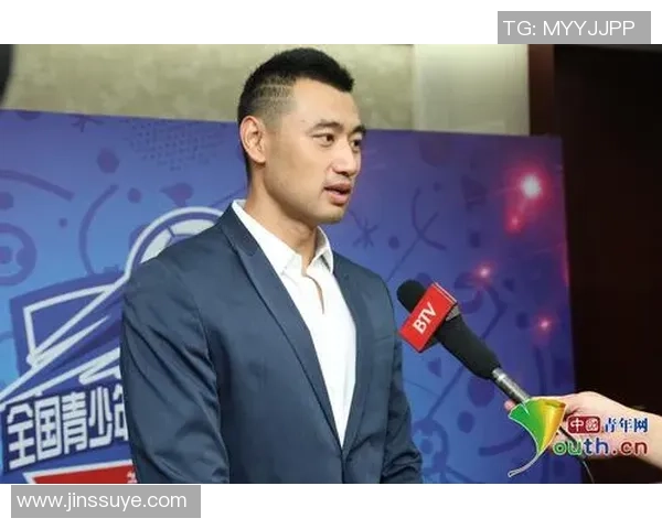 任14足球引领新潮流助力青少年成长与团队精神的培养