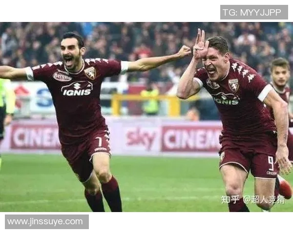 豪门足球风云开局盛况揭秘豪门球队如何在赛季初展现实力与魅力